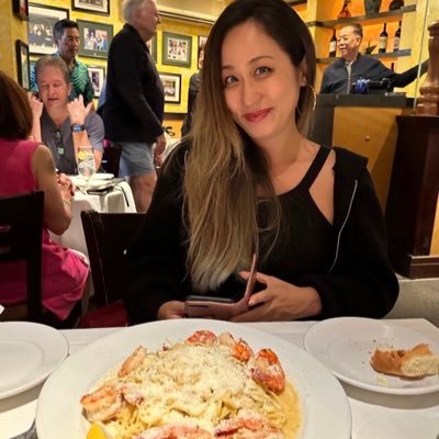 オーストラリアの帰国子女➢上智卒➢ インテリジェンス(現:パーソル)➢某テレビ局➢夢だったハワイで起業➢ 諸々の壁デカすぎて打ち破れて数年で帰国 ➢ 丸の内の会社で新規事業の立ち上げ➢フリーのPM🌺今はメディアXU(クロスユー)立ち上げ。テレリモ総研もやってます。りもーとわーく大好きパラレルワーカーです。