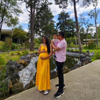 Hija de Dios👸🇸🇻 Mamá de Matías Eduardo🤰Esposa de Omar 💍Espíritu Santo mi Amigo🔥💜 José el Soñador🛩🌎 Dra👩⚕️🩺 Instagram: @katherinechoto