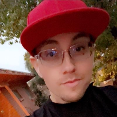 📺Twitch Affiliate: oso_de_peluche 🎮Xbox • Nintendo Switch • PC Hogwarts House: Gryffindor 🦁 Status: My Princess is in another Castle 🏰 (single)