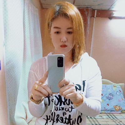 p_evezy's profile picture. 