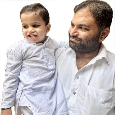 adityabhati787's profile picture. गांधी नेहरू का अनुयायी, जन्म से कांग्रेसी , जरा सा कम्युनिस्ट भी हूँ।