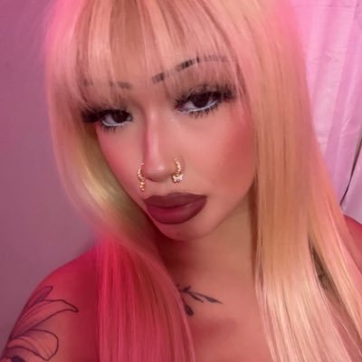 ♌︎𝟏𝟗✨|4’11 petite Latina 🇲🇽 slut!DM for (MENU)!I do MEETS!