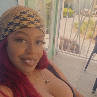 The Only Way Out, Is the Way Through! #Writer #Actress #Choreographer #TeamGodOverEverything!🙏🏾
Est.1988👑
#SelfLoveIsTheBestLove💋
#FreeSpirited🧚🏾♀️