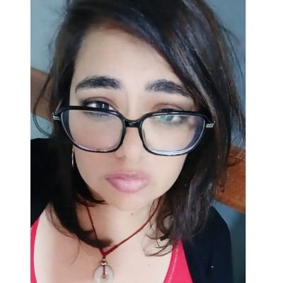 Ingeniera geólogo - UNMSM. Especialista en Minería y Medio Ambiente.