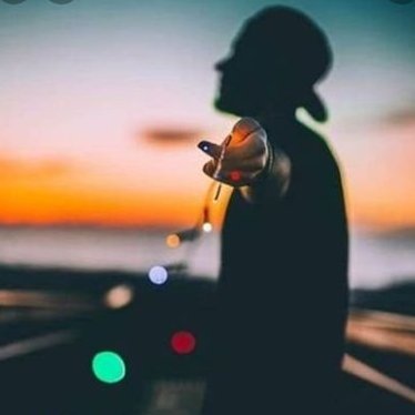 amir68681's profile picture. enjoy life