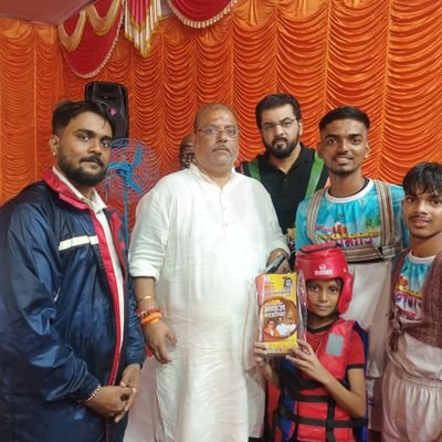 Politician | Social Worker
शिवसेना (उद्धव बाळासाहेब ठाकरे)
उपशाखाप्रमुख वाळकेश्वर शाखा २१९ , production Animation Industry, Founder @shivaanshstudio.