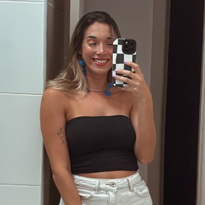 gabinhareb's profile picture. 