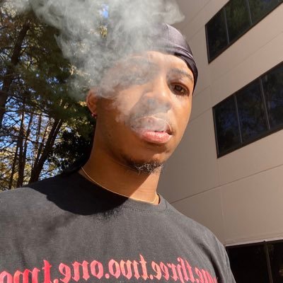 NSFW • Scorpio 🦂• Afro-Latinx • B8tor. Money makes my dick hard → $refriedbeams (CashApp) Owner of @sweatysacklover