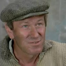 Tow_Mecenas's profile picture. Socjalizm, mówi to Panu coś?
- Łykniesz, Profesor?
- Pozytywnie chętnie.
#Andrzejczak2025