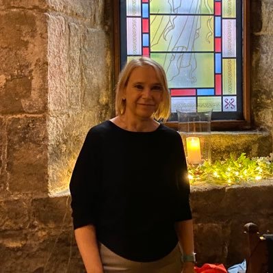 Historical Fiction Author of immersive medieval fiction with real, strong & female characters. Unforgettable story-telling. Unforgettable characters. No DMs.