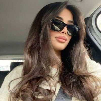 distmssenita's profile picture. Creating my own sunshine on cloudy days.