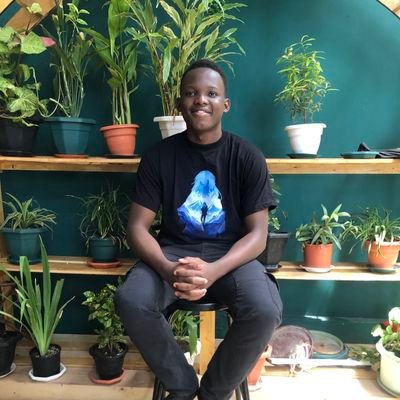 mosesotienoo's profile picture. Alive