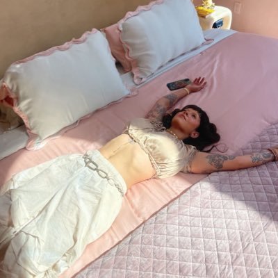 AshleySuar53725's profile picture. Melanie Martinez fan page :3