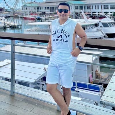 Gt.(502) Si comer pizza dolería, como duele hacer abdominales, Pensaría dos veces en comerla. ¡Resiliente y Sonriente!