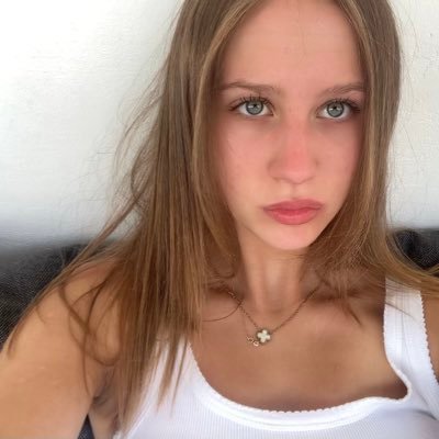 lilivagyyok's profile picture. 