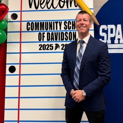 Executive Director, Community School of Davidson • @WMUAlumni Board • Flag FB Coach • Fitness Enthusiast • @F3Nation ‘Powerball’ • Husband/Dad •