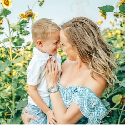 Solo mom to one with a passion for finding special memories in everyday life. Life is always an adventure waiting to happen💖
