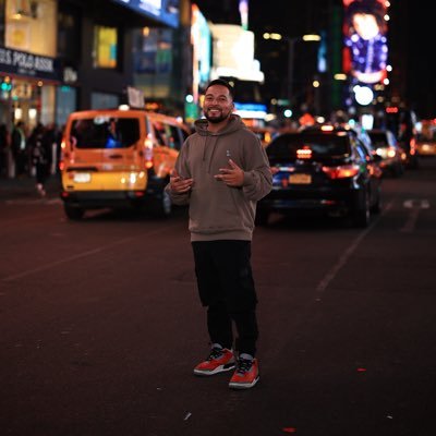 ovomar19's profile picture. •Chicago