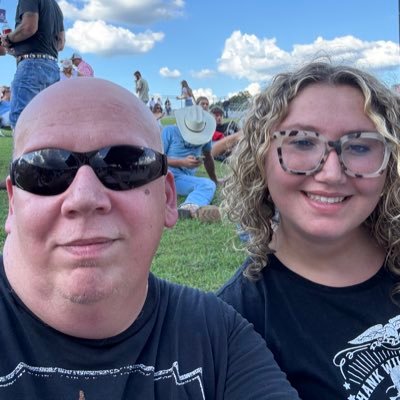 Dedicated fan of all teams in the state of Georgia. I ve been known to talk country music...Hank Jr is finally in the Hall of Fame .. pray for cancer victims .