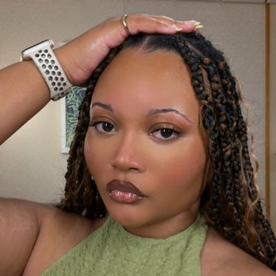 Content creator on @Twitch | Xbox GT: xiQueenK | Use code