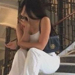 Uleewov1014331's profile picture. 