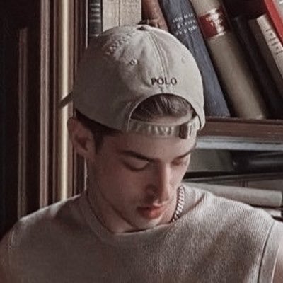 empathicesque's profile picture. 