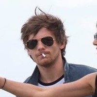 vir :p showgirl (@harrysbunlover) 's Twitter Profile