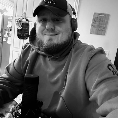 Co-Host @Cscast_ @stadiumrantHQ Writer. SEC Football coverage, College Football, Basketball. Diehard Reds Fan.