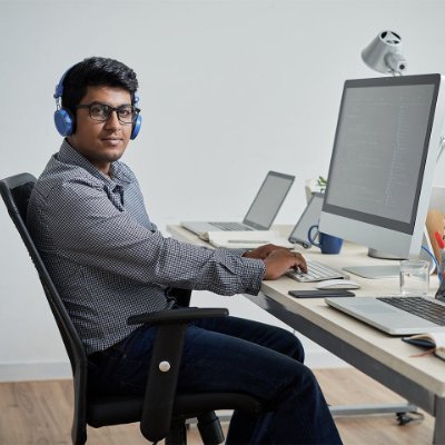 Youssef724584's profile picture. 