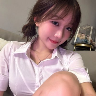推特必吃榜top1|22/162/42kg |可爱在性感面前不值一提|反差甜妹|线下约会可爱女友|纯属寻找刺激|等好心人投喂|保证金过滤口嗨解锁线下|白嫖墨迹下头勿扰✈️ https://t.co/vGMlAtqJOD