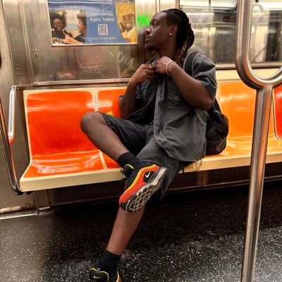 FB6 - Cannabis enthusiast 😁- CPFC sufferer 🕺🏾 https://t.co/HzIVXNF4MV