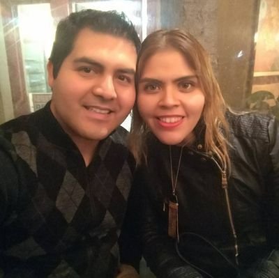 Me gusta que se cojan a mi esposa. Cuenta administrada por ambos. Ella 38, él 39.