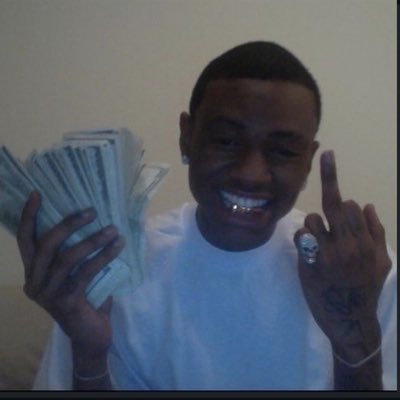 1800reasons_'s profile picture. 