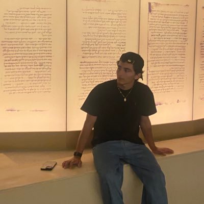 18 year old Independent Researcher, College student, and proud Iranian Jew.