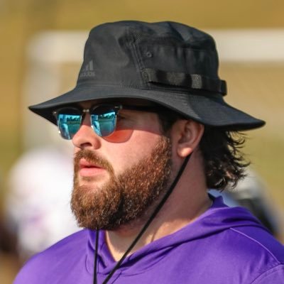 Running Backs and Tight Ends Coach at Bethel University | Franklin College Football Alum | ΛΧA |#FastestShowOnTurf #CountOnMe @BU_FootballTN