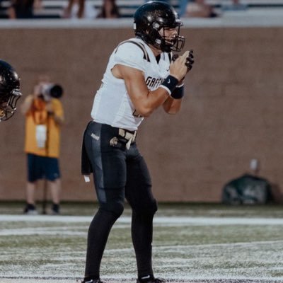 2026 Dual Threat QB @GaffneyFootball 6’2 200 GPA 4.93 Full Name - John Banks Bouton Head Coach Donnie Littlejohn @IndianNupe DM for Inquiries