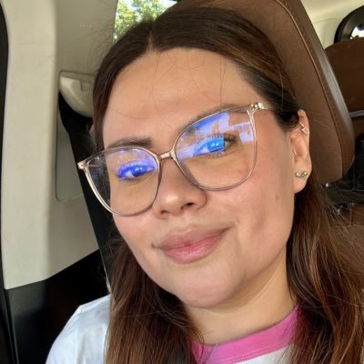 isisrimo's profile picture. Que todo fluya y que nada influya 🌵