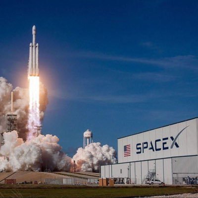 Am Elon Musk CEO and product architect of Tesla, 🚘Inc. CEO, and engineer of SpaceX,🚀🪐 CTO and executive chairman of X 🌍and Founder of the Boring Company