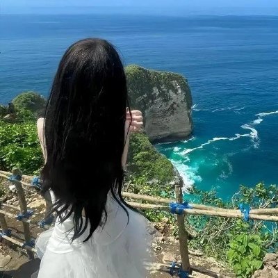 iijyk35341882's profile picture. Every ending writes a new beginning.
📖すべての終わりは、新しい始まりを書く。

日本に憧れる人・日本語を（かろうじて）勉強している人