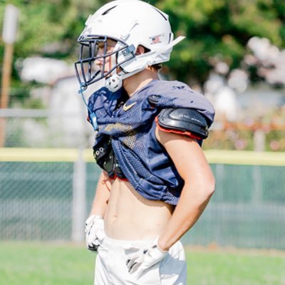 MHS | CO 28 | 3.7 GPA | 5’7 145lbs | WR/DB | Squat 305lbs | Bench 215lbs | https://t.co/MfpHBvQgdn | 304-490-6038 |