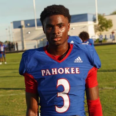 Psalm 73:26 || DB/WR | @ Pahokee | 5’9 165 | GPA 3.2 | C/O 26 | Junior Season 7ints + 10pb #772-501-0990 Email: jrwillief@gmail.com