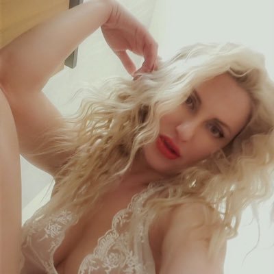 Am into orgasm denial, worship & face sitting, femdom, worship, bondage, chastity, ass worship ⛓👠🩸
