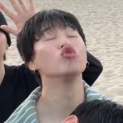 #JUNGKOOK: incluso si estamos muy separados, estaremos juntos. —Stay