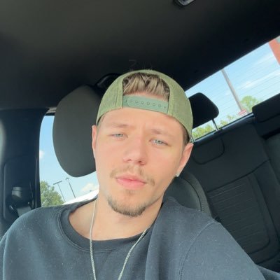 jairuh_me's profile picture. your favorite youtubers least favorite youtuber
