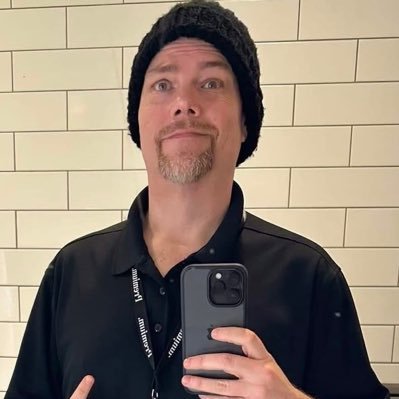 Erik-Conservative In Cali ๐ Profile