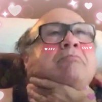 B. (@m0onsiee) 's Twitter Profile