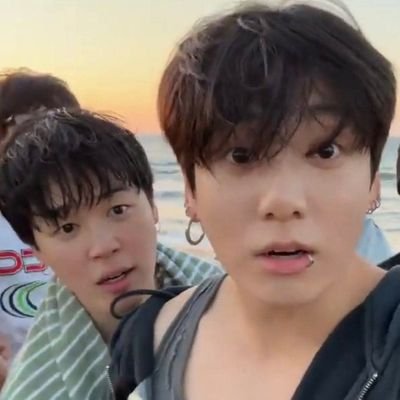 ²⁰²⁵✨𝟕
¹³.¹⁰.¹⁹⁹⁵
☆𝓙𝓲𝓶𝓲𝓷 𝓜𝔂 𝓟𝓻𝓮𝓽𝓽𝔂 𝓐𝓷𝓰𝓮𝓵 ☆
But I know , I can never do that , I must hide because I'm ugly