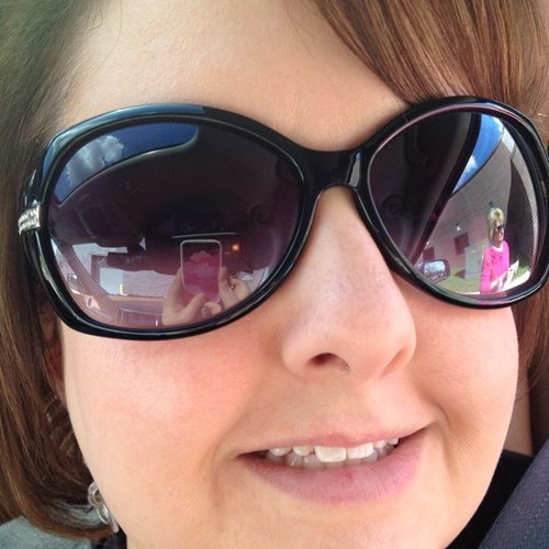 stacy_m_e's profile picture. 