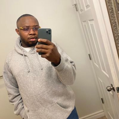 CEO @marketpalaceng. A dollar might turn to a million and we all rich. No sign of weakness 🚫