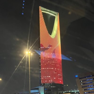 ixptt's profile picture. ماذَا أَخِيطُ والجِرَاحُ مَدِينَةٌ؟ #CPP22